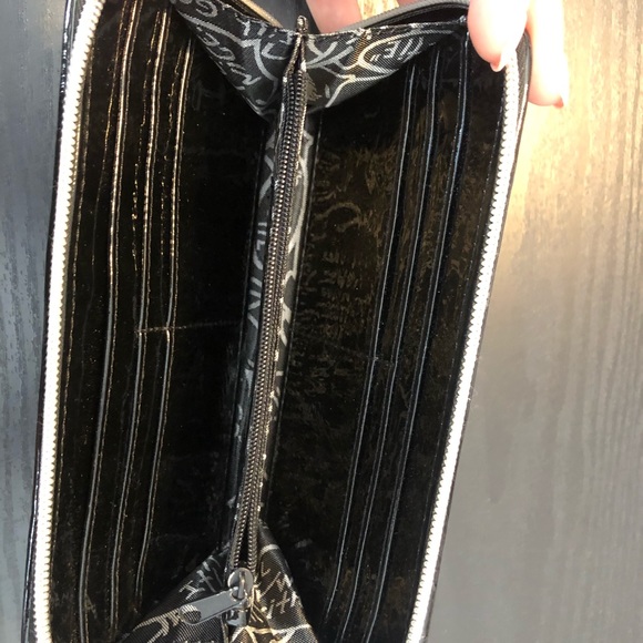 Betsey Johnson rose & sequin wallet - Picture 3 of 4